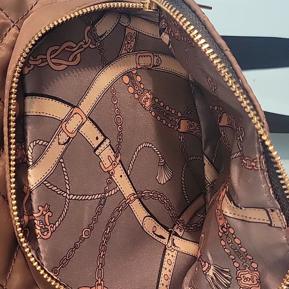 Vegan Mini Backpack - Picture 6 of 7